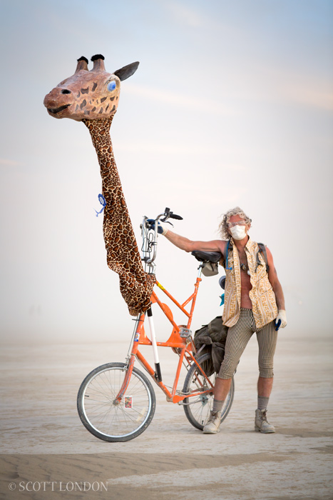 Bunny, a longtime Burner from St. Louis, brought a homemade bike with the gyrating head of a giraffe named Marius. (Photo by Scott London)