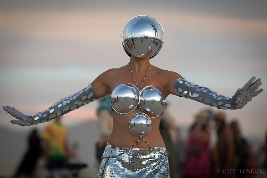 A faceless dancer at Burning Man 2015 (Photo by Scott London)
