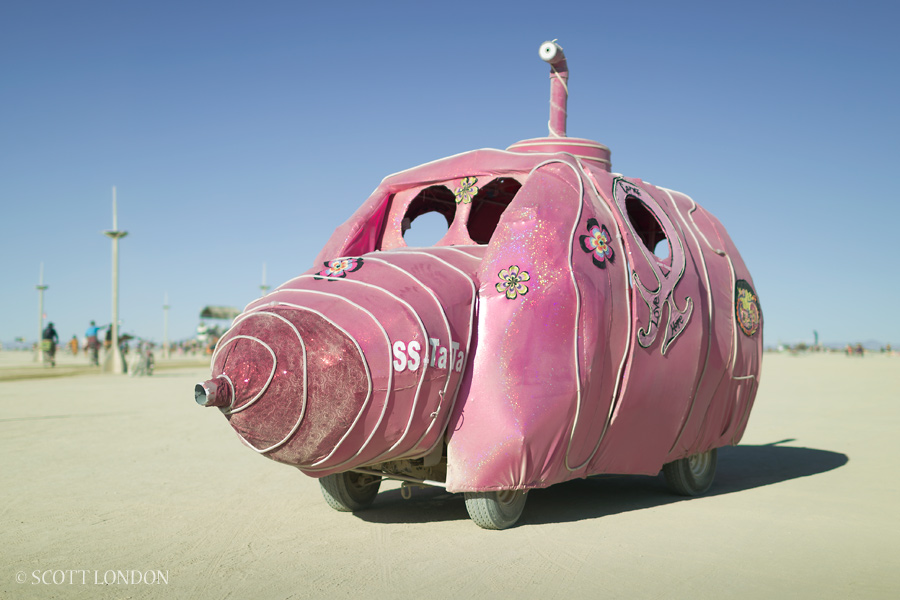 The S/S TaTa, an art car, at Burning Man 2015. (Photo by Scott London)