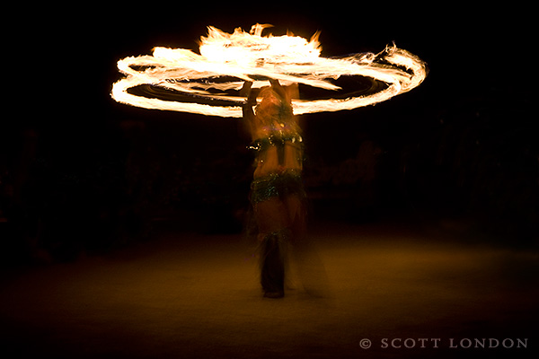 Poi Spinner