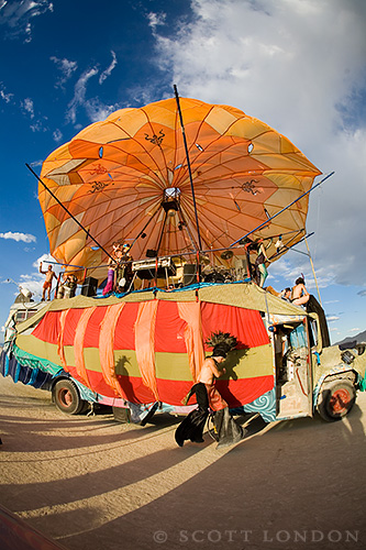 Art Bus