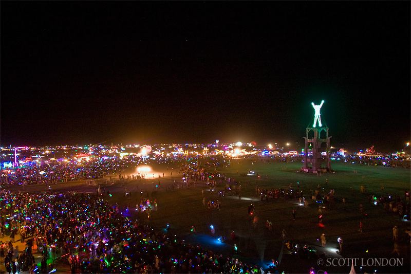 Crowds Gather for the Burn